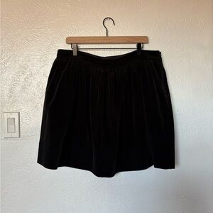 Ralph Lauren Elegant Black corduroy 100% Cotton Skirt size 14